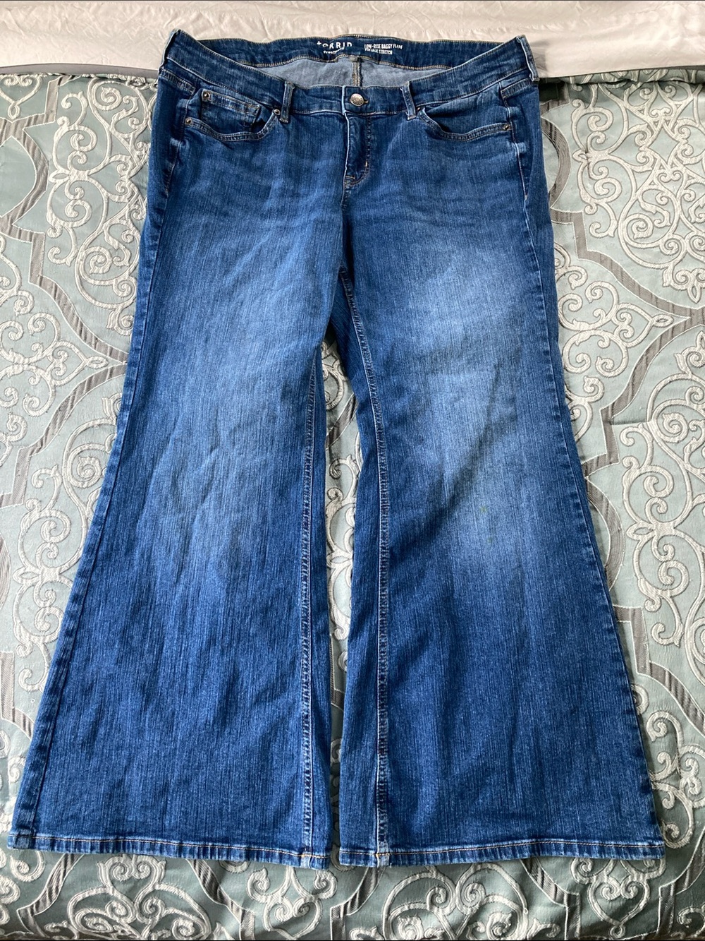 Torrid Low-Rise Baggy Flare Vintage Stretch Jeans size 16R